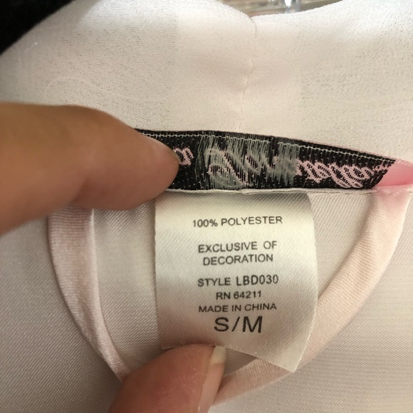 Vintage Linea Donatello Robe - Picture 6 of 7